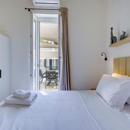 The Heart Of Syra - Your Home In Ermoupolis Exteriör bild