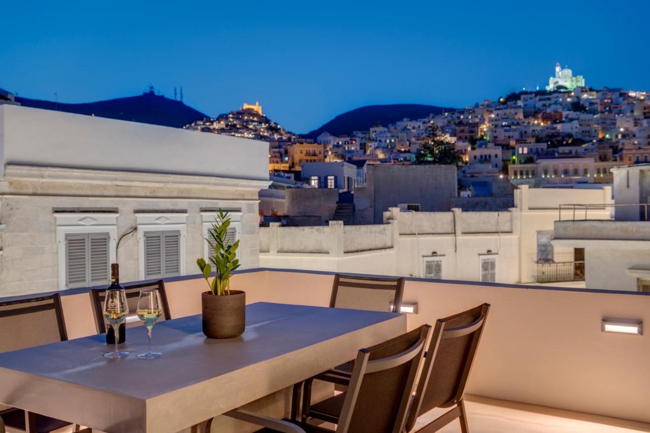 The Heart Of Syra - Your Home In Ermoupolis Exteriör bild