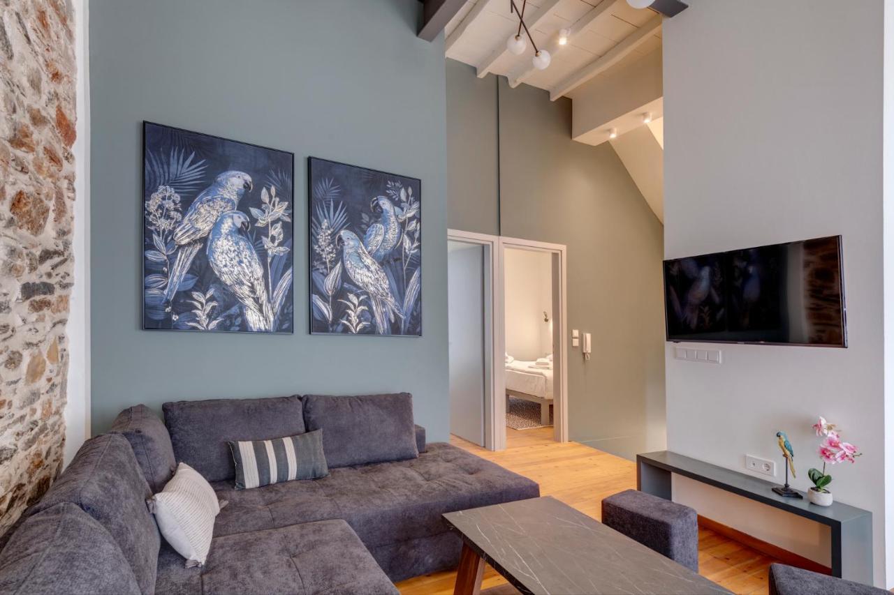 The Heart Of Syra - Your Home In Ermoupolis Exteriör bild