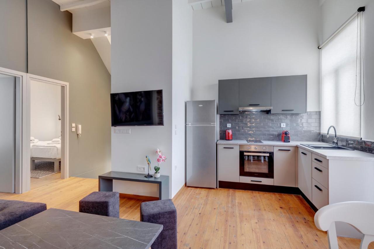 The Heart Of Syra - Your Home In Ermoupolis Exteriör bild
