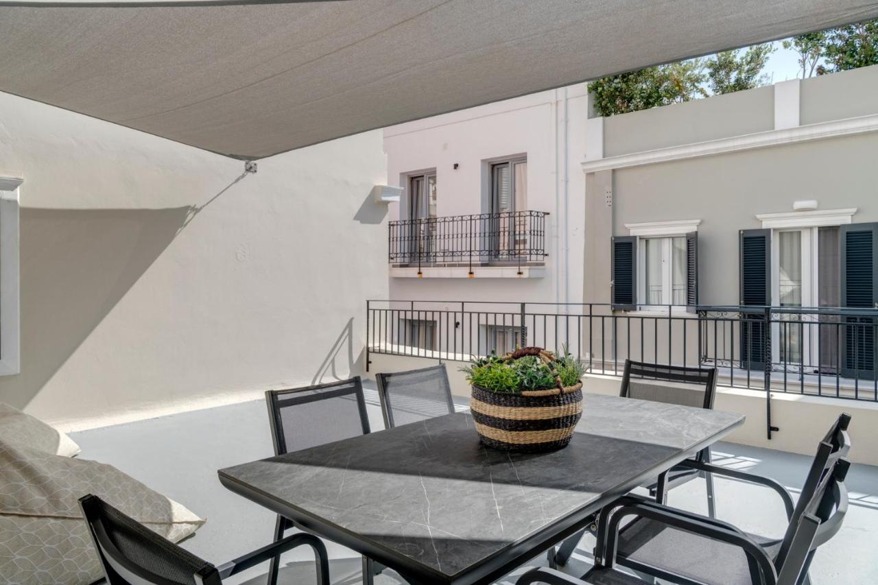 The Heart Of Syra - Your Home In Ermoupolis Exteriör bild