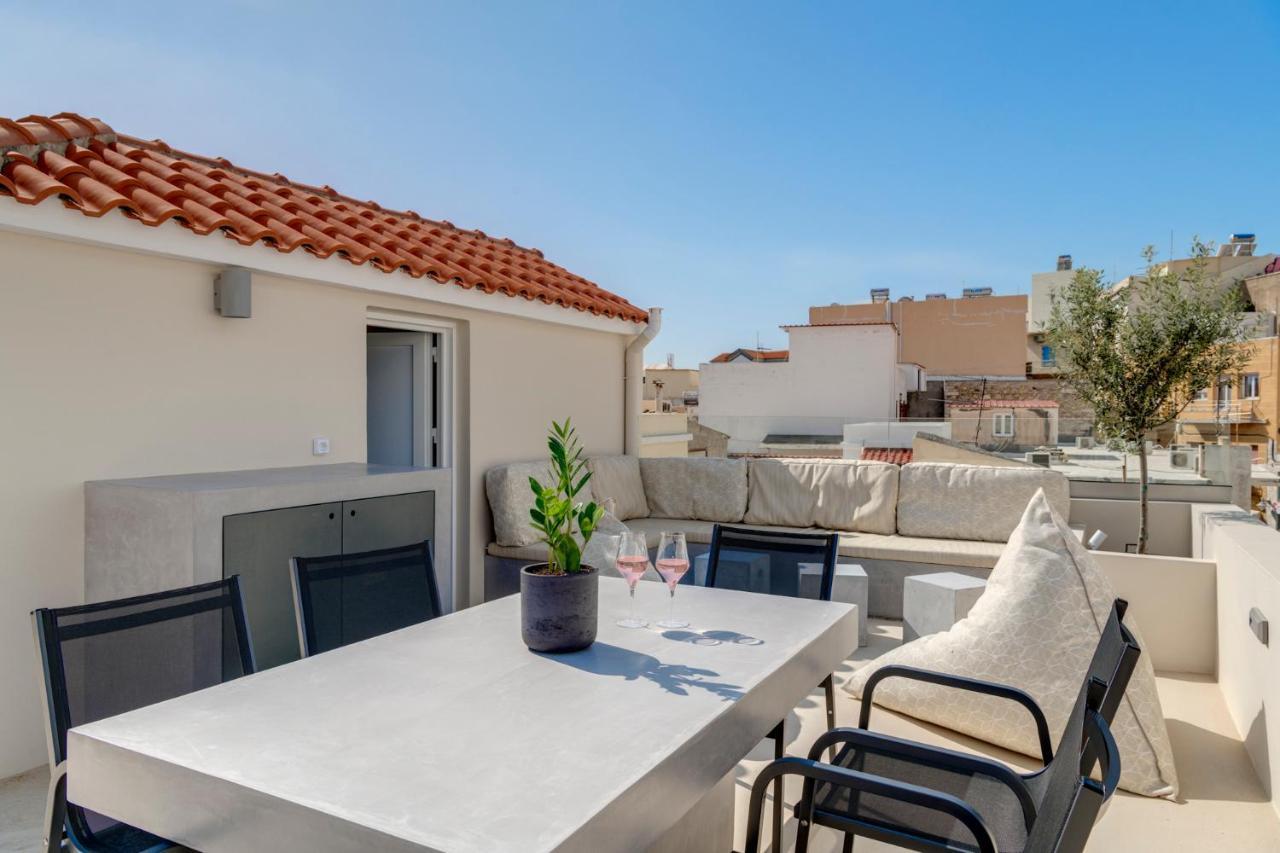 The Heart Of Syra - Your Home In Ermoupolis Exteriör bild