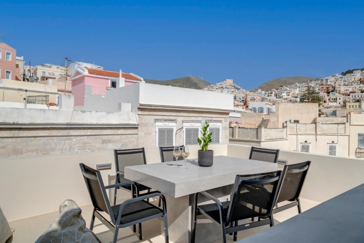The Heart Of Syra - Your Home In Ermoupolis Exteriör bild
