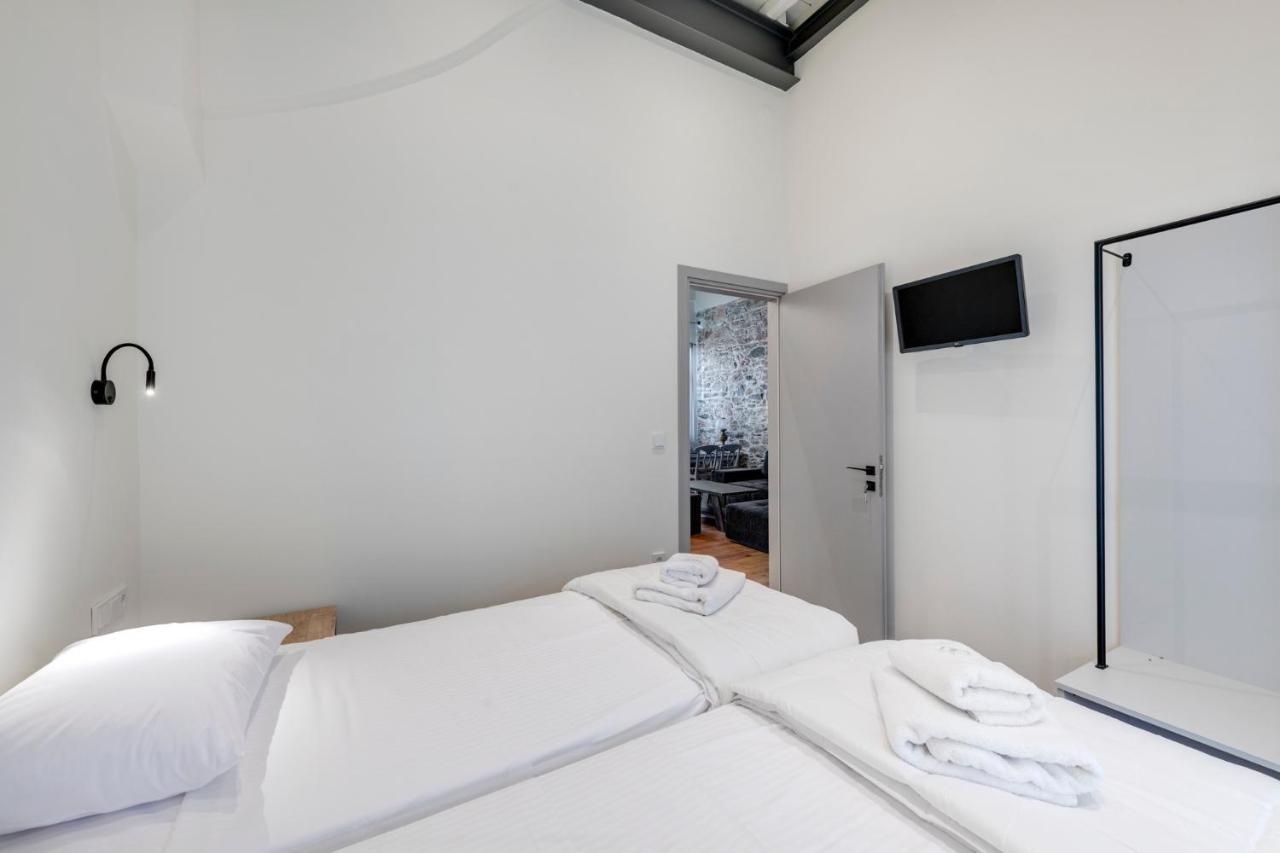 The Heart Of Syra - Your Home In Ermoupolis Exteriör bild