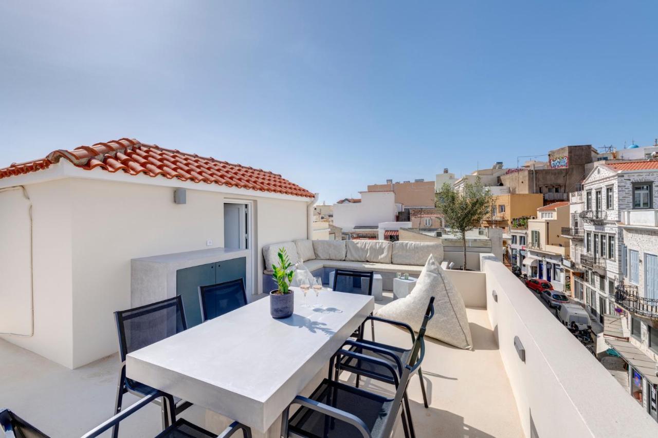 The Heart Of Syra - Your Home In Ermoupolis Exteriör bild