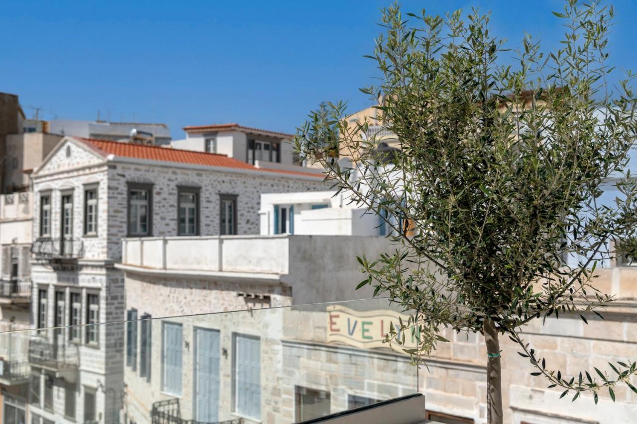The Heart Of Syra - Your Home In Ermoupolis Exteriör bild