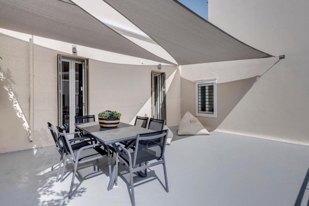 The Heart Of Syra - Your Home In Ermoupolis Exteriör bild