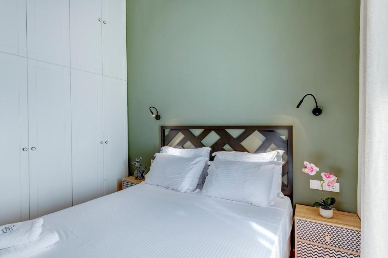 The Heart Of Syra - Your Home In Ermoupolis Exteriör bild