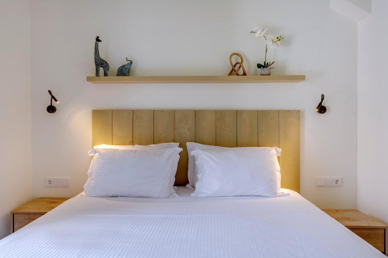 The Heart Of Syra - Your Home In Ermoupolis Exteriör bild